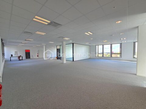   Implant� au 4? �tage de l'immeuble Cyber Place, d'une surface totale de 362,10 m� 