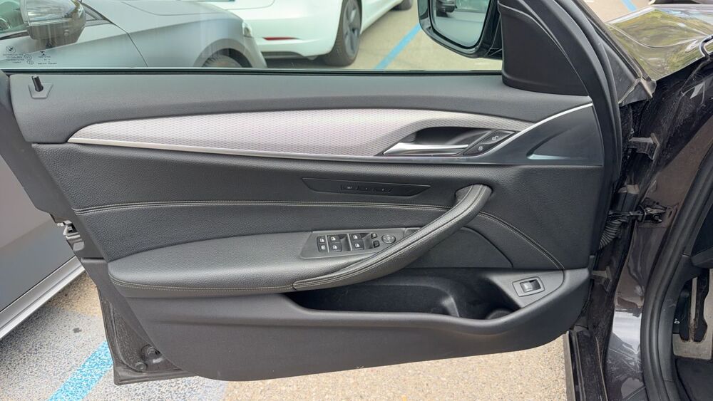 S&eacute;rie 5 518d 150 Steptronic8 M Sport - Automatique Toit ouvrant 2020 occasion 06300 Nice