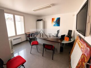  Immeuble à vendre 240 m²