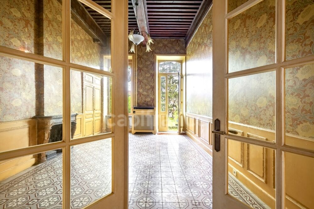 Maison à vendre avec jardin dépendances et garage PANISSIERES (42)