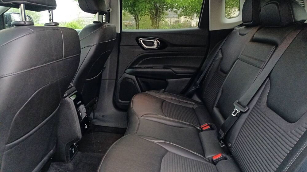 Compass 2 1.3 Phev T4 190 4xe BVA6 Limited - Automatique 2021 occasion 49000 Angers