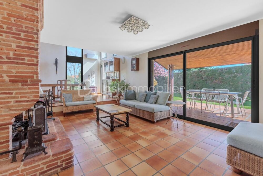 Maison familiale avec grand jardin