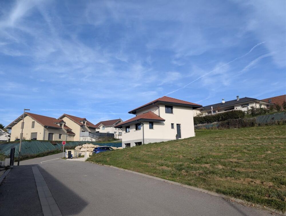 Frangy  Sur le coteau, vue dégagée  Projet Maison Artis