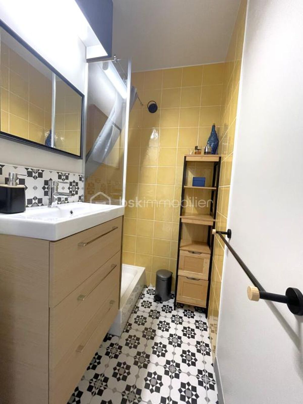Vente Appartement PIED-À-TERRE D'EXCEPTION AUX SABLES-D'OLONNE – 2 PIÈCES RÉNOVÉ AVEC PARKING Les sables d olonne