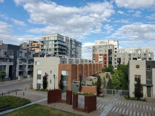  Immeuble à vendre 15 + pièces 417 m²