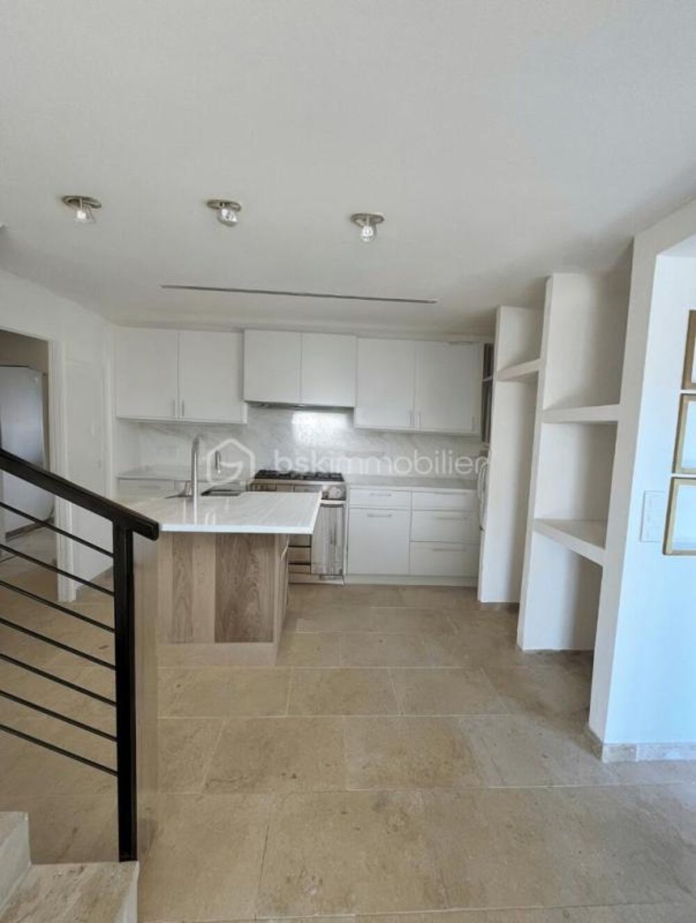 Maison contemporaine avec piscine