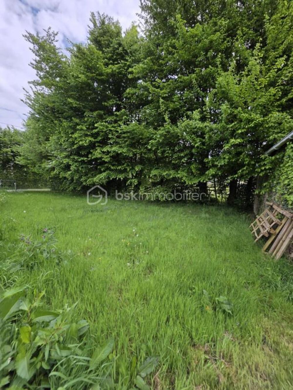 Vente Terrain Bâtiment de stockage et terrain de 500m2 Auguaise