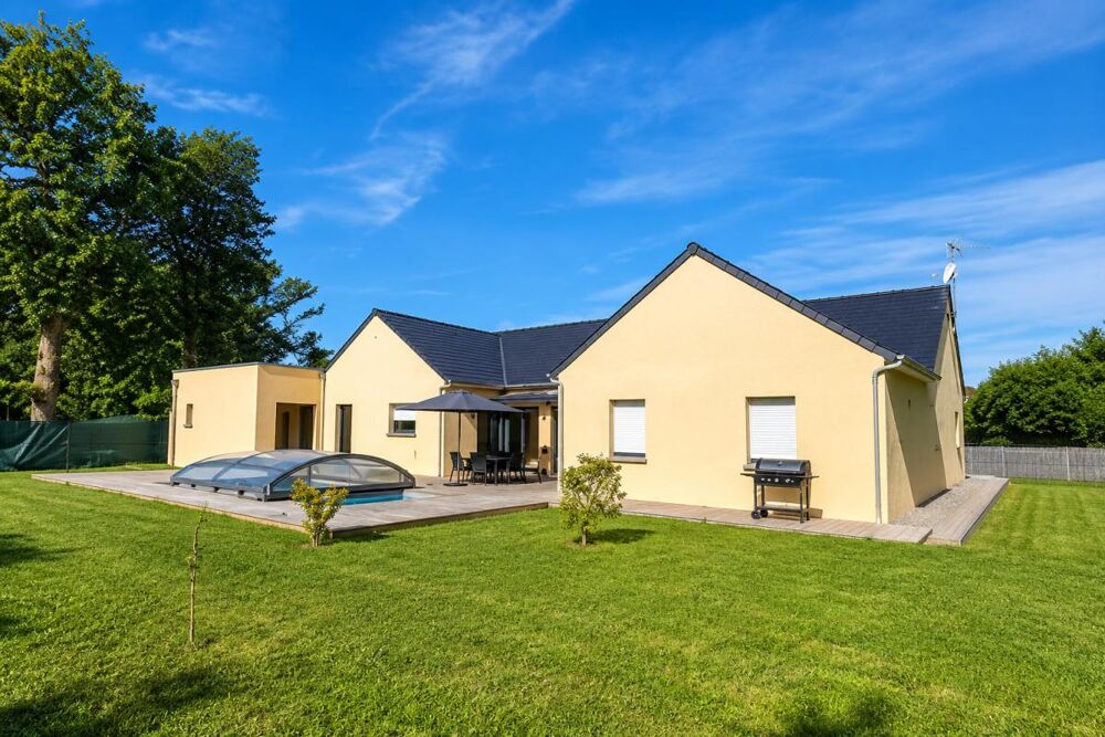 MAISON CONTEMPORAINE DE PLAIN-PIED  9 PIÈCES PISCINE CHAUFFÉE  DPE A