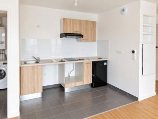 Location Appartement T2 avec parking et balcon à STE GENEVIEVE DES BOIS Sainte genevieve des bois