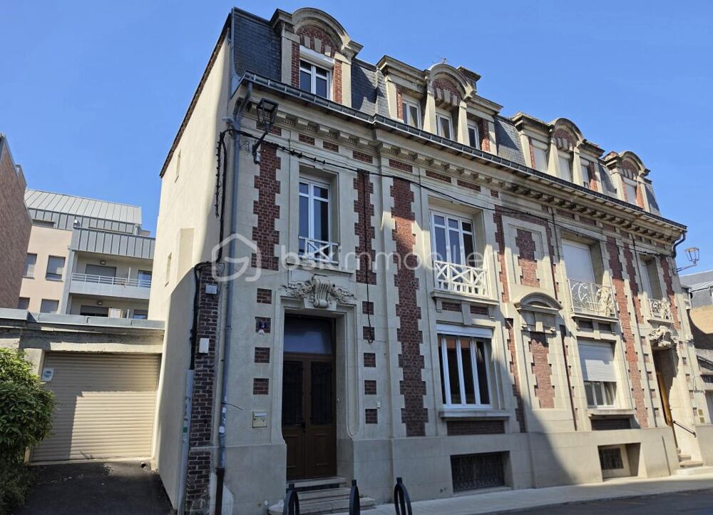 Vente Maison MAISON DE CARACTÈRE, 7 CHAMBRES AVEC JARDIN ET STATIONNEMENT… EN PLEIN CENTRE DE SAINT-QUENTIN ! Saint quentin