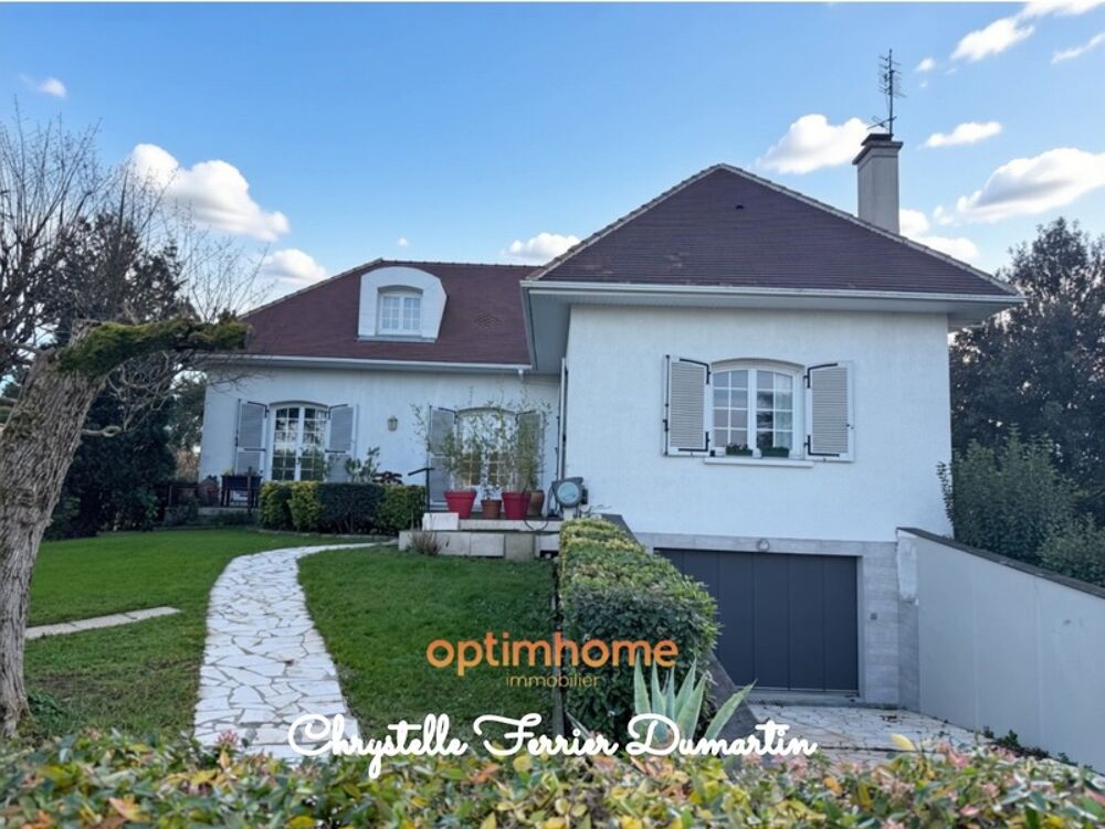 Maison familiale 180 m² -Véranda 30 m2- 4 chambres- Sous-sol 100 m²-Terrain 1493 m2