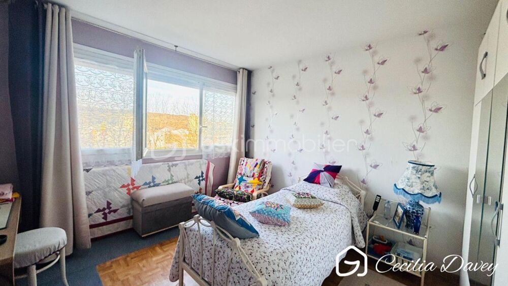 *** Nouveauté : Appartement 2 pièces traversant et lumineux, situé au coeur d'un secteur recherché de la ville de Sens ***