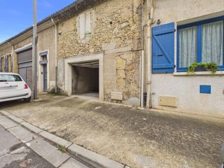  Parking / Garage à vendre 1 pièce 108 m²