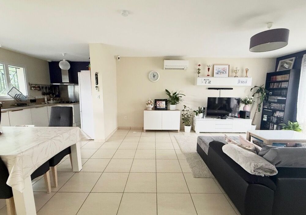 Maison À Vendre 95 m² avec garage