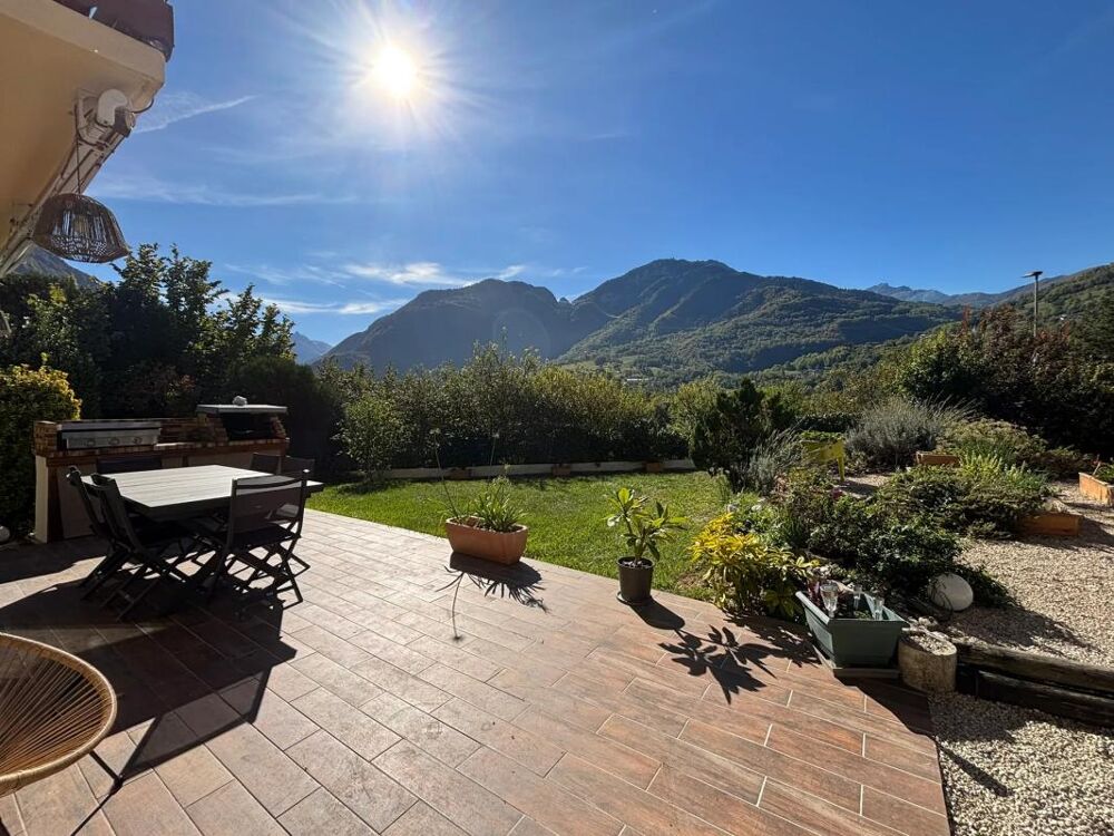 Vente Maison Maison de 5 pièces de 150 m² à Grand-Aigueblanche Grand aigueblanche