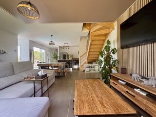  Maison à vendre 7 pièces 147 m²