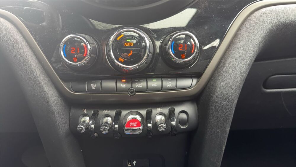 Countryman II 1.5 Cooper 136 DCT7 Oakwood - Automatique Toit ouvrant 2019 occasion 69380 Marcilly D Azergues