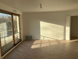  Appartement � louer 3 pi�ces 64 m�