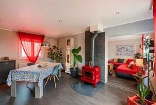  Maison  vendre 9 pices 230 m