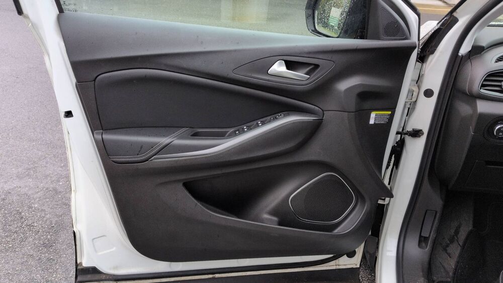 Grandland x 1.2 Turbo 130 EAT8 Design Line - Automatique 2019 occasion 56000 Vannes