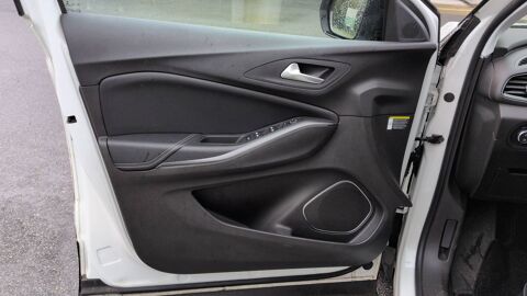 Grandland x 1.2 Turbo 130 EAT8 Design Line - Automatique 2019 occasion 56000 Vannes