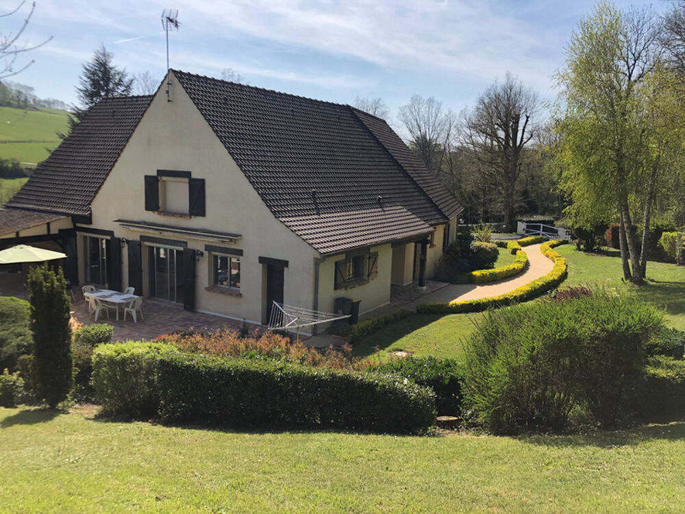 CHEZY SUR MARNE (02) à vendre joli plain-pied de 275 m2 sur un terrain clos et arboré de 5800 m2