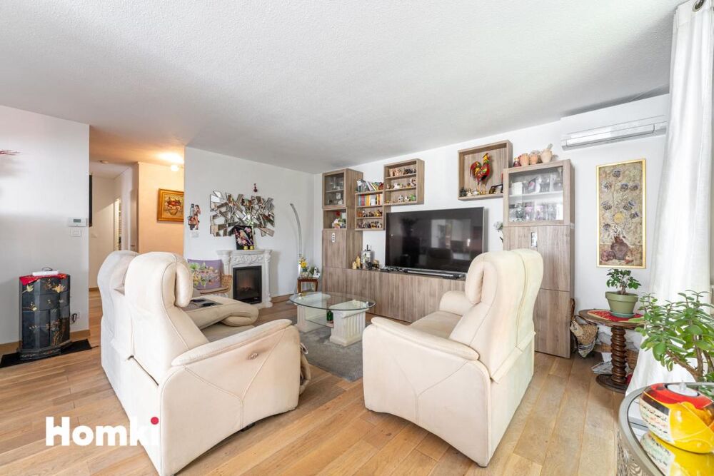 Vente Appartement Appartement T3 de 82 m² à Plan-de-Cuques 13380, Boulevard Ange Delestrade Plan de cuques