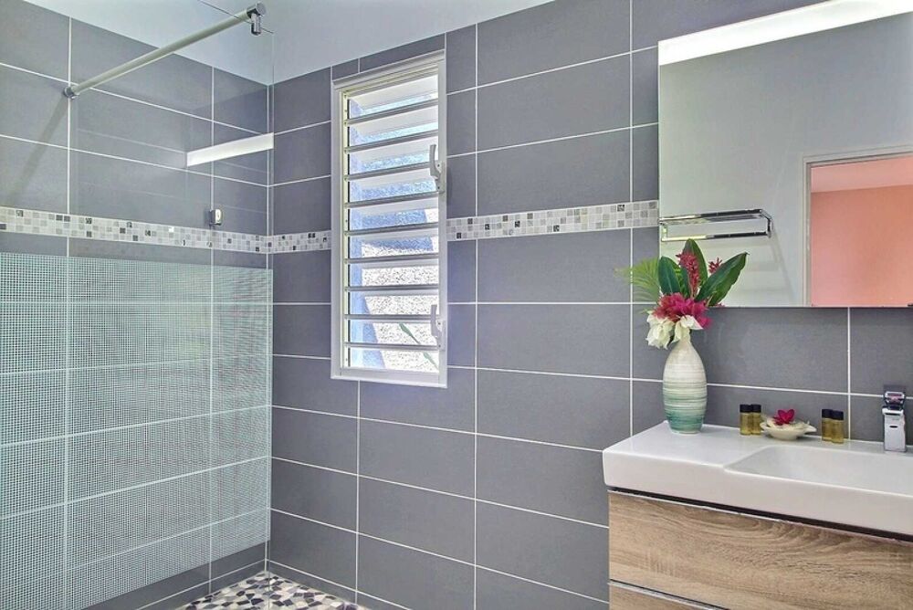 � vendre  Villa Sainte-Anne (97180)