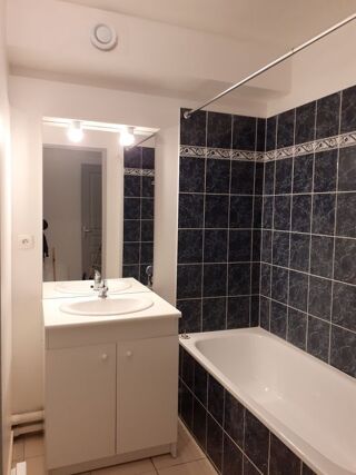  Appartement à louer 1 pièce 36 m²