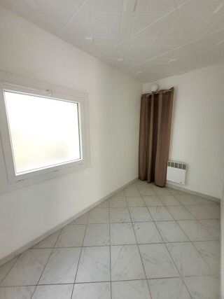  Appartement à louer 2 pièces 42 m²