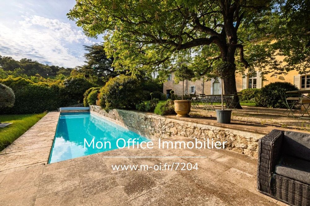 Vente Maison Référence : 7204-VCL. - Bâtisse 17ème avec deux bastides, 5 appartements - Parc sur 1 hectare - 13 100 AIX EN PROVENCE Aix en provence