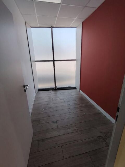   TOULOUSE - EMPLACEMENT N°1 : Local Commercial  225 m² 