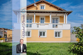  Maison  vendre 7 pices 200 m