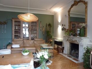  Maison � vendre 8 pi�ces 330 m�