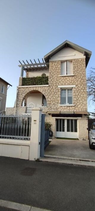  Propri�t�/ch�teau � vendre 5 pi�ces 110 m�