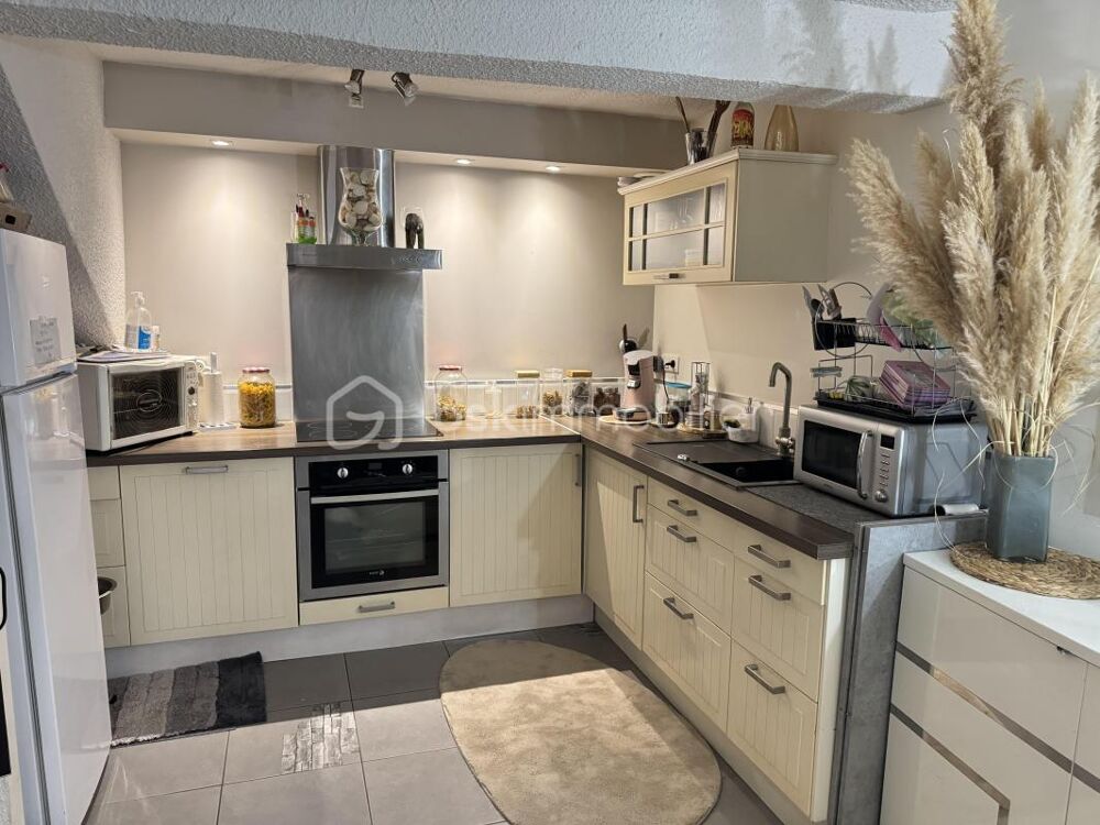 Vente Maison MAISON DE VILLAGE 2 PIÈCES – ENVIRON 45 M² – 3 NIVEAUX – PROXIMITÉ CENTRE-VILLE – FAÇADE RÉNOVÉE Lezignan corbieres