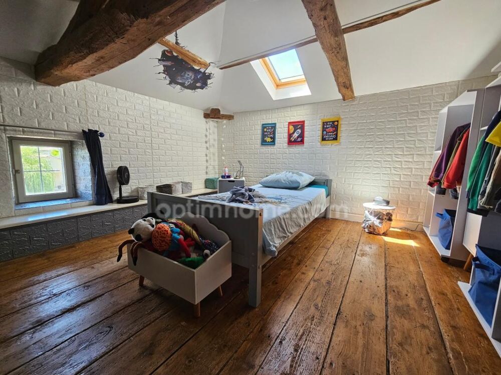 Vente Maison Maison de caractère rénovée (264 m²) – 5 Chambres et bureaux Charme, volumes et confort HIERSAC (16) Hiersac