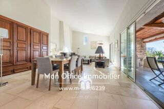  Propri�t�/ch�teau � vendre 6 pi�ces 191 m�