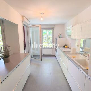  Appartement � vendre 4 pi�ces 93 m�