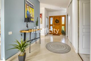  Maison � vendre 9 pi�ces 255 m�