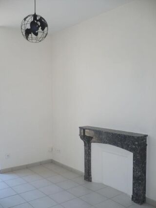  Appartement à louer 1 pièce 43 m²