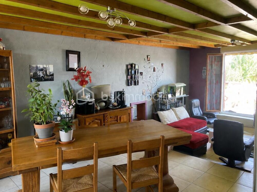 Vente Maison Maison familiale avec sous-sol, terrasse et terrain clos – Giffaumont Giffaumont champaubert