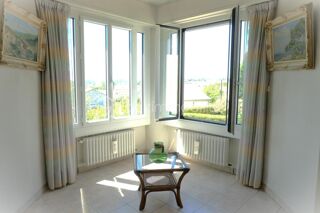  Propri�t�/ch�teau � vendre 5 pi�ces 99 m�