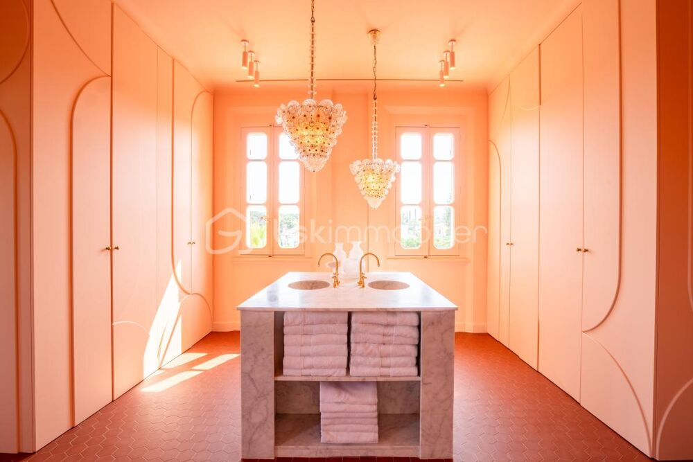 � vendre  Propri�t�/ch�teau Saint-Tropez (83990)
