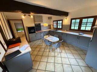  Propri�t�/ch�teau � vendre 7 pi�ces 228 m�