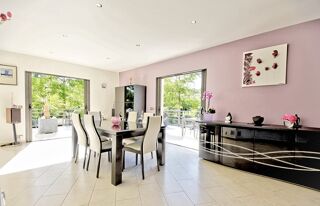  Maison � vendre 8 pi�ces 281 m�