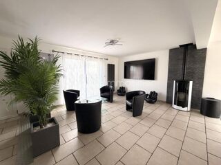  Maison � vendre 7 pi�ces 210 m�