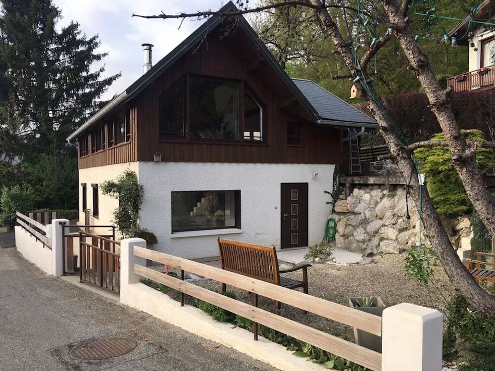 Location Maison Maison de 155m2 à louer sur Challes-les-Eaux Challes les eaux
