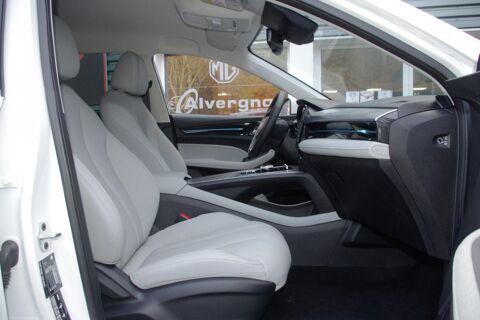 MG5 ELECTRIC 130KW LUXURY 50KWH AUTONOMIE STANDARD 2WD 2022 occasion 78240 Chambourcy
