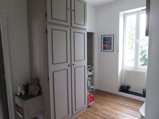  Propriété/château à vendre 8 pièces 198 m²
